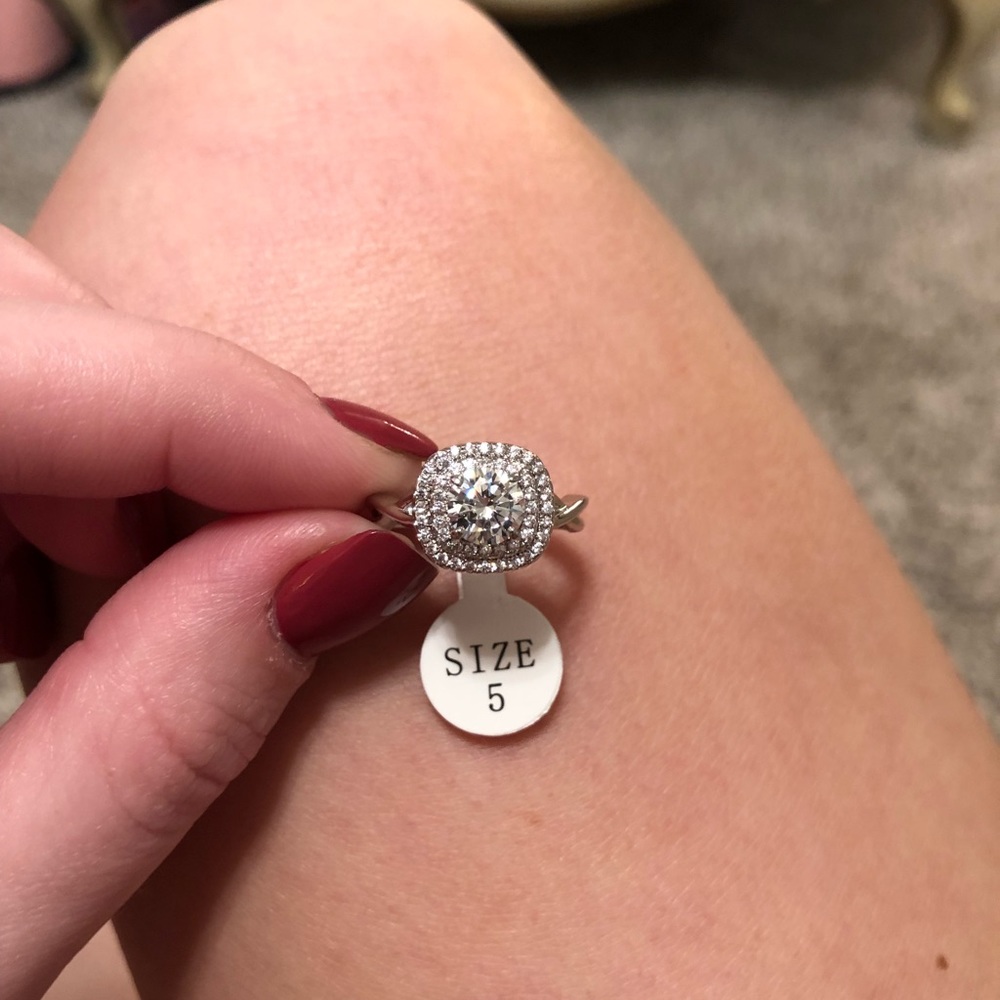 NWT Fragrant Jewels Wish Rewards Ring Size 5